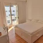 Gilda: Beautiful Spacious Apartment. Seaview From Rooftop Terrace