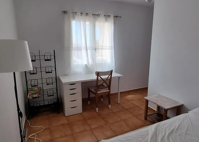 Gilda: Beautiful Spacious Apartment. Seaview From Rooftop Terrace Apartamento Corralejo