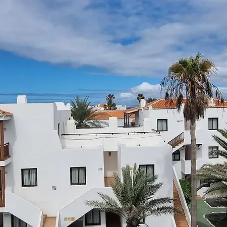 Gilda: Beautiful Spacious Apartment. Seaview From Rooftop Terrace Appartement Corralejo